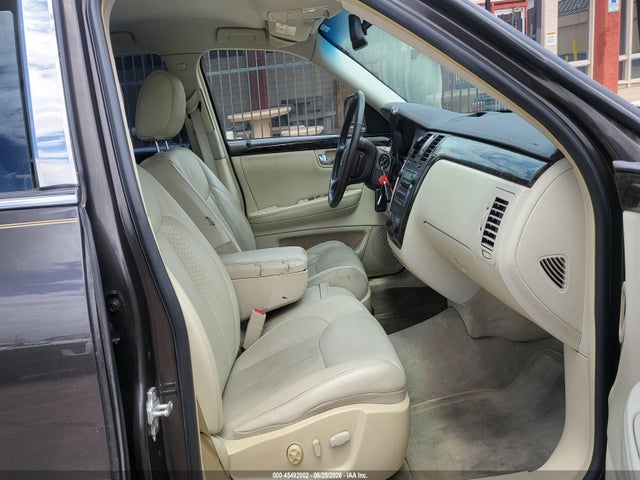 2008 Cadillac Dts 1sb მანქანა იყიდება აუქციონზე, vin: 1G6KD57Y28U190901, აუქციონის ნომერი: 45492002