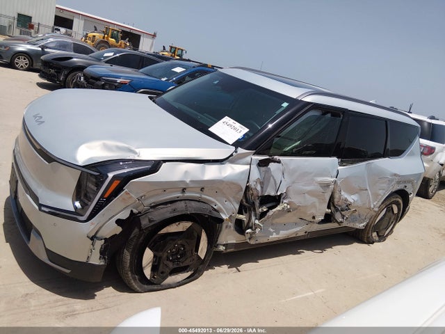 45492013 :رقم المزاد ، KNDAFFS50R6024100 vin ، 2024 Kia Ev9 Wind مزاد بيع