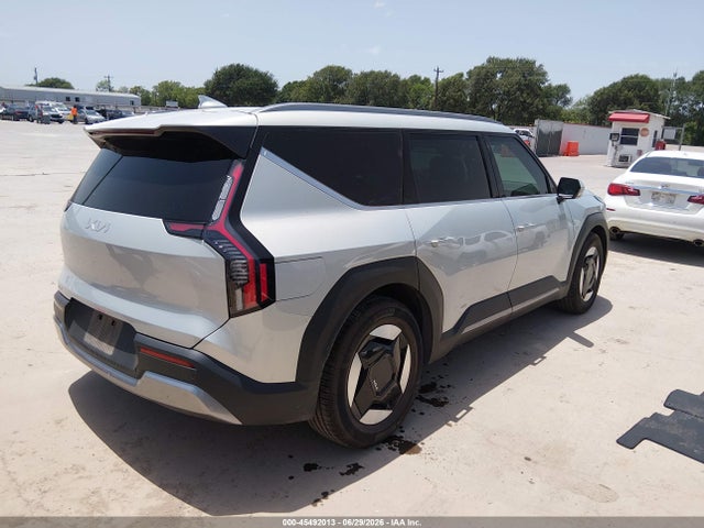 45492013 :رقم المزاد ، KNDAFFS50R6024100 vin ، 2024 Kia Ev9 Wind مزاد بيع