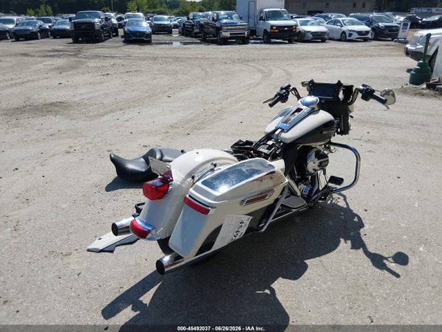 Harley-Davidson Flhtcu Ultra Classic Electra Gld 2014 1HD1FCM14EB677151 Image 4