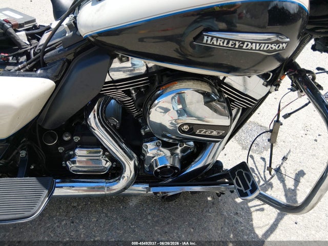 Harley-Davidson Flhtcu Ultra Classic Electra Gld 2014 1HD1FCM14EB677151 Image 8