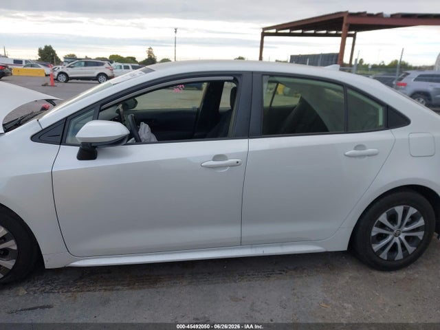 JTDEAMDE7NJ041100 Toyota Corolla Hybrid Le