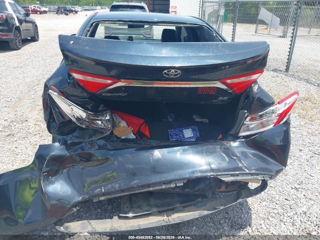 4T1BF1FK2HU750957 Toyota CAMRY SE