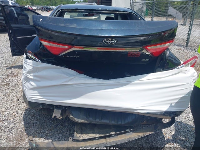 4T1BF1FK2HU750957 Toyota CAMRY SE