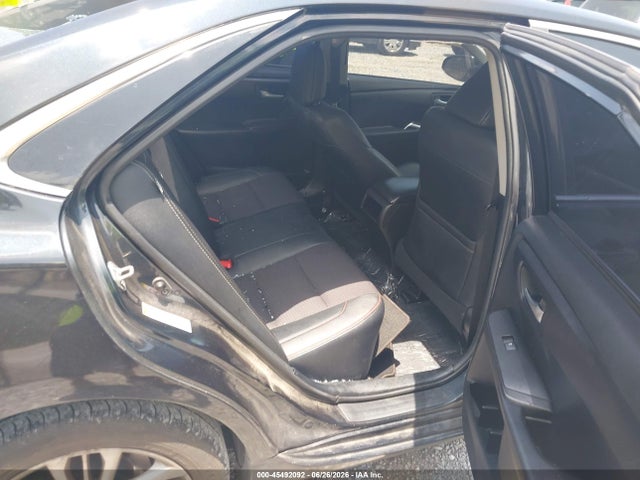 4T1BF1FK2HU750957 Toyota CAMRY SE