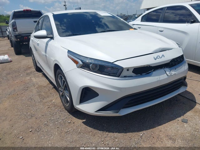 Aukcja sprzedaży 2023 Kia Forte Lxs, vin: 3KPF24AD3PE525875, numer aukcji: 45492153