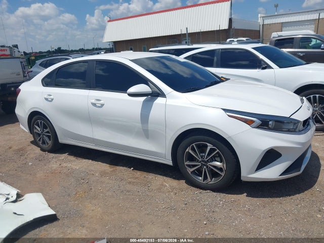 Aukcja sprzedaży 2023 Kia Forte Lxs, vin: 3KPF24AD3PE525875, numer aukcji: 45492153