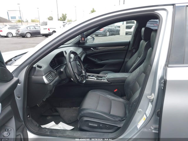 1HGCV1F32JA197952 Honda Accord Sport