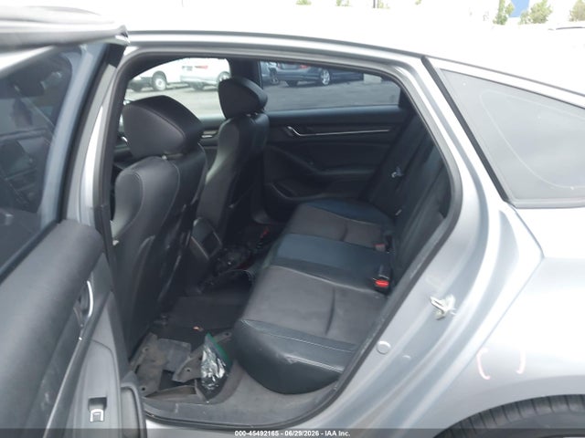 1HGCV1F32JA197952 Honda Accord Sport