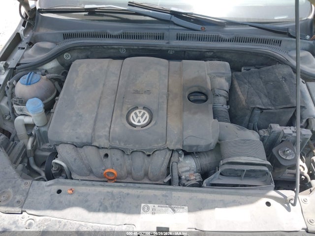 45492166 :رقم المزاد ، 3VWDX7AJ9DM265450 vin ، 2013 Volkswagen Jetta 2.5l Se مزاد بيع