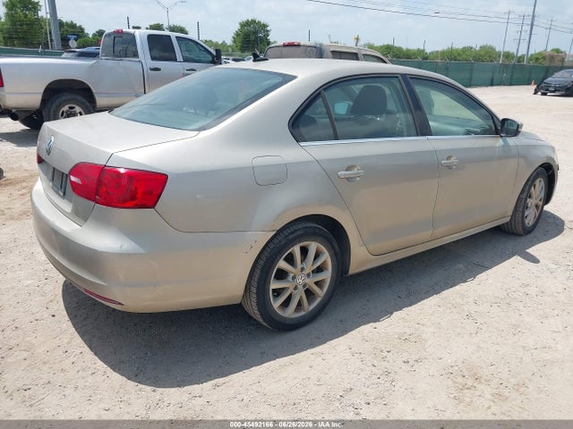 45492166 :رقم المزاد ، 3VWDX7AJ9DM265450 vin ، 2013 Volkswagen Jetta 2.5l Se مزاد بيع