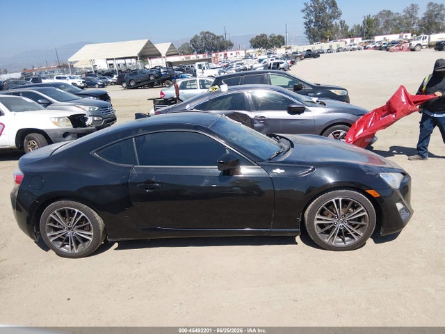 Scion FR-S 2015 JF1ZNAA16F8708534 Image 13