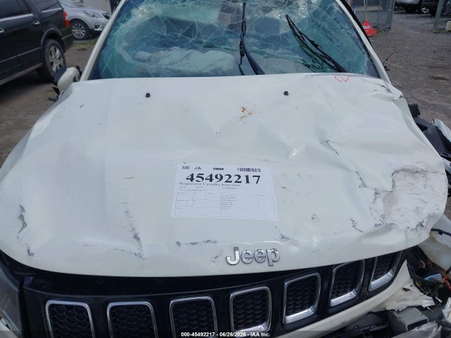 2019 Jeep Compass Latitude 4x4 მანქანა იყიდება აუქციონზე, vin: 3C4NJDBB9KT704213, აუქციონის ნომერი: 45492217