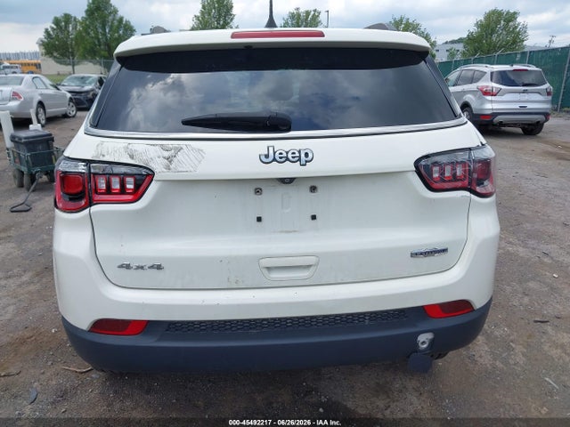 2019 Jeep Compass Latitude 4x4 მანქანა იყიდება აუქციონზე, vin: 3C4NJDBB9KT704213, აუქციონის ნომერი: 45492217
