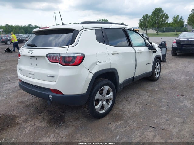 2019 Jeep Compass Latitude 4x4 მანქანა იყიდება აუქციონზე, vin: 3C4NJDBB9KT704213, აუქციონის ნომერი: 45492217