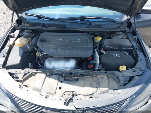 Продажа на аукционе авто 2015 Chrysler 200 S, vin: 1C3CCCBB5FN724352, номер лота: 45492266