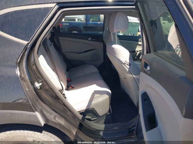 Hyundai TUCSON SE 2018 KM8J23A46JU698573 Image 8