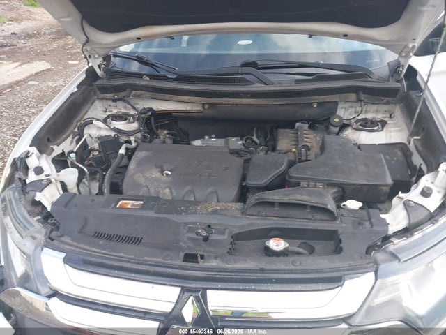 45492346 :رقم المزاد ، JA4AZ3A31GZ063855 vin ، 2016 Mitsubishi Outlander Es مزاد بيع