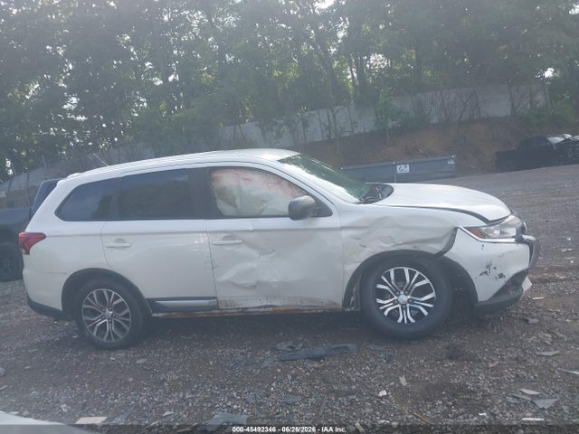 45492346 :رقم المزاد ، JA4AZ3A31GZ063855 vin ، 2016 Mitsubishi Outlander Es مزاد بيع