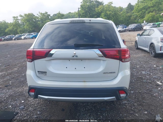 45492346 :رقم المزاد ، JA4AZ3A31GZ063855 vin ، 2016 Mitsubishi Outlander Es مزاد بيع
