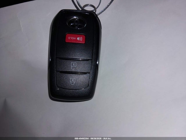 Toyota Corolla Cross Le 2025 7MUCAAAG0SV125954 Image 11