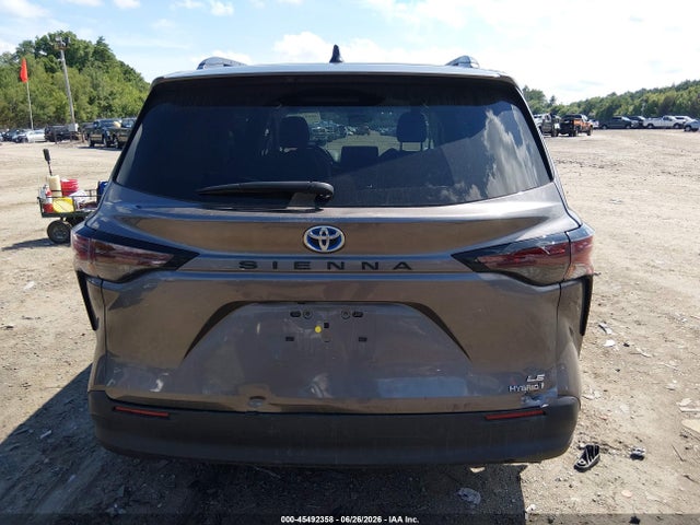 Toyota SIENNA LE 2023 5TDKRKEC3PS172253 Image 16