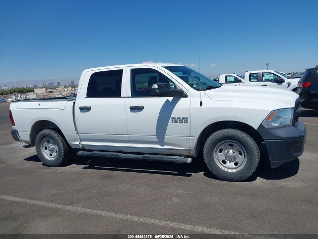 1C6RR6KG8JS292522 RAM 1500 Tradesman 4x2 5&#039;7 Box