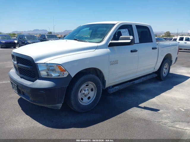 1C6RR6KG8JS292522 RAM 1500 Tradesman 4x2 5&#039;7 Box