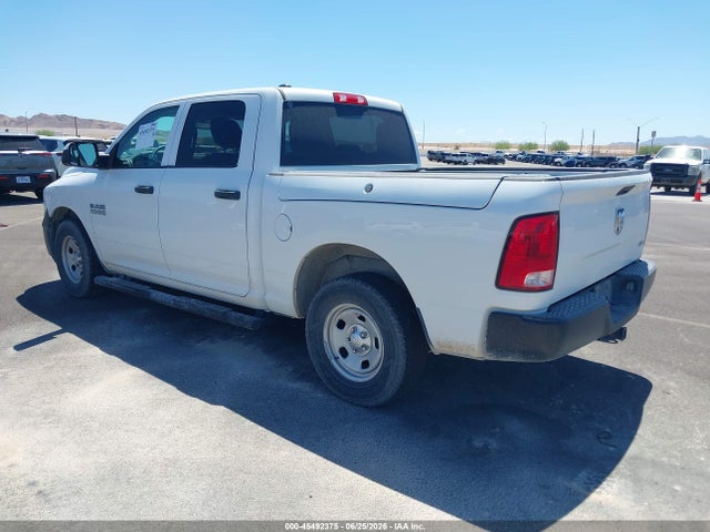 1C6RR6KG8JS292522 RAM 1500 Tradesman 4x2 5&#039;7 Box