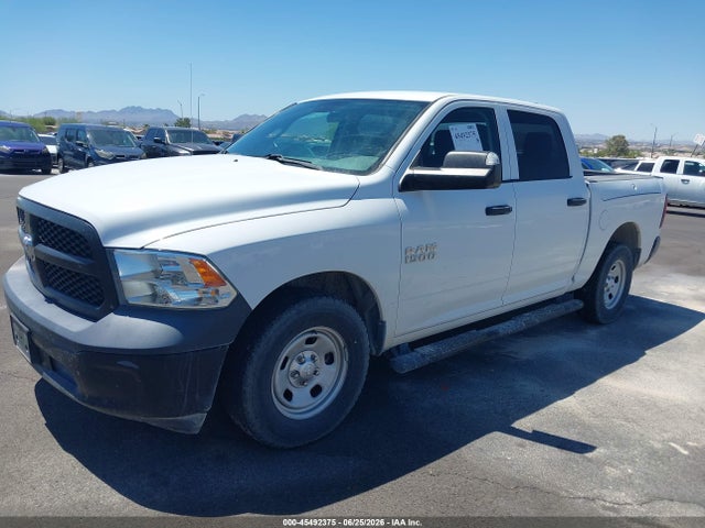 1C6RR6KG8JS292522 RAM 1500 Tradesman 4x2 5&#039;7 Box