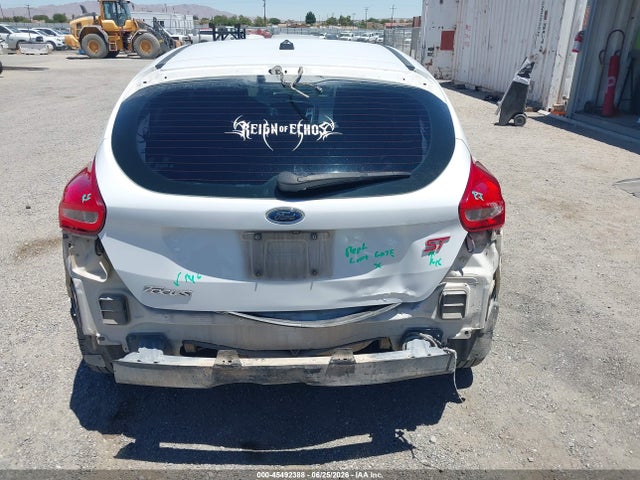 Ford FOCUS ST 2017 1FADP3L99HL260602 Image 17