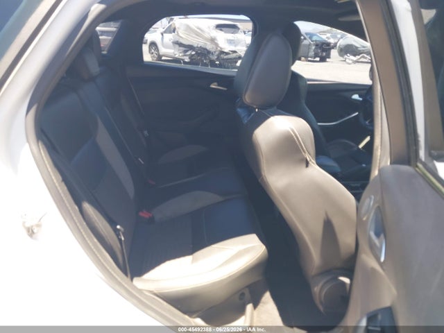 Ford FOCUS ST 2017 1FADP3L99HL260602 Image 8