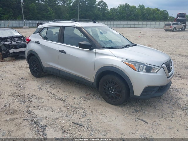 45492401 :رقم المزاد ، 3N1CP5CU4JL534548 vin ، 2018 Nissan Kicks S مزاد بيع