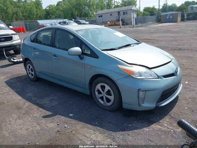 2015 Toyota Prius Two მანქანა იყიდება აუქციონზე, vin: JTDKN3DU5F1940127, აუქციონის ნომერი: 45492440