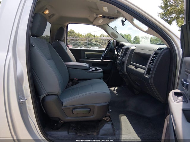 Продажа на аукционе авто 2018 Ram 3500 Tradesman  4x2 8' Box, vin: 3C63RPAJ5JG383604, номер лота: 45492466