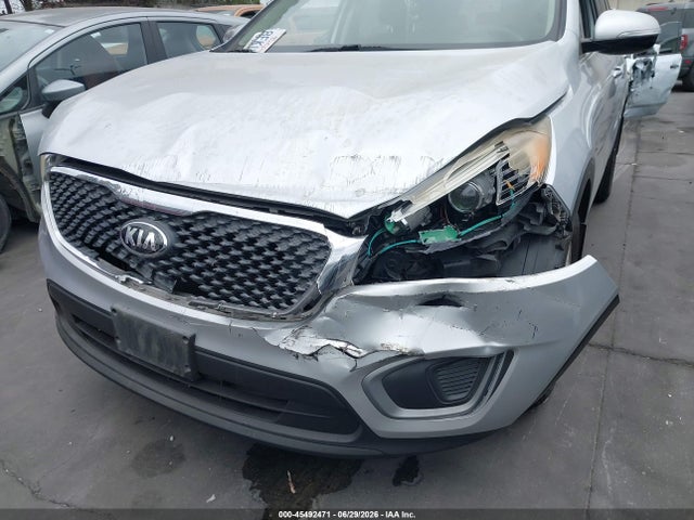 KIA Sorento 2.4l L 2016 5XYPG4A32GG023732 Image 6