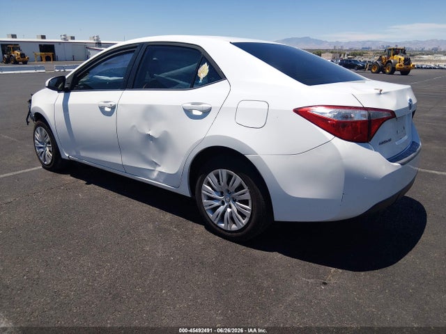 Toyota COROLLA LE 2015 5YFBURHE6FP218329 Image 3