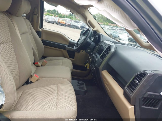 1FTFX1E4XKKE98058 Ford F-150 Xlt
