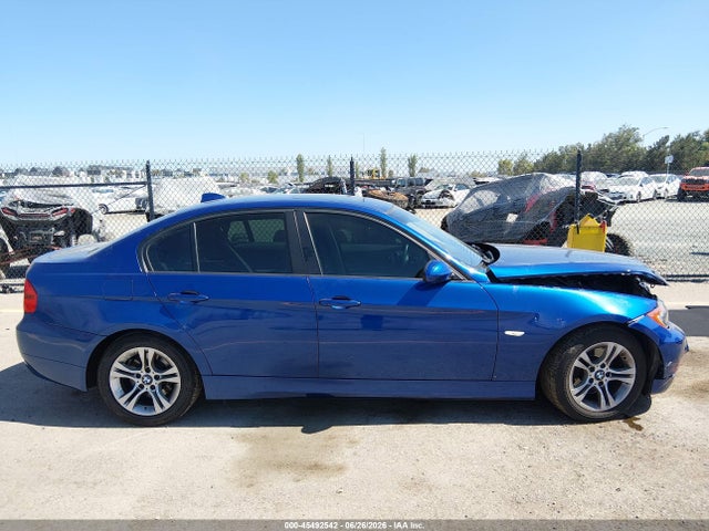 Продажа на аукционе авто 2008 Bmw 328i, vin: WBAVC53528FZ84727, номер лота: 45492542