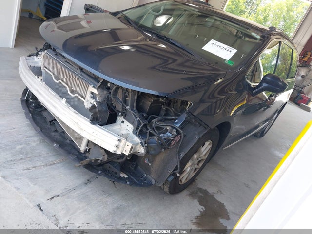 2020 Chrysler Pacifica Touring L მანქანა იყიდება აუქციონზე, vin: 2C4RC1BG4LR192340, აუქციონის ნომერი: 45492548
