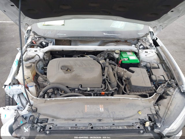3FA6P0HD6JR170481 Ford FUSION SE