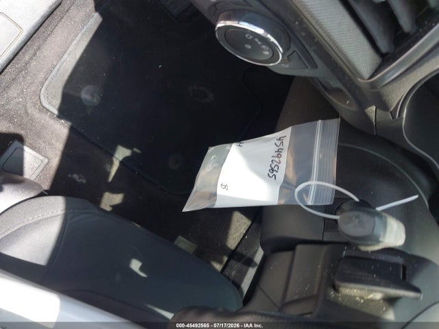 3FA6P0HD6JR170481 Ford FUSION SE
