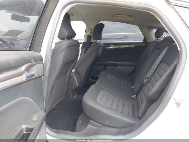 3FA6P0HD6JR170481 Ford FUSION SE