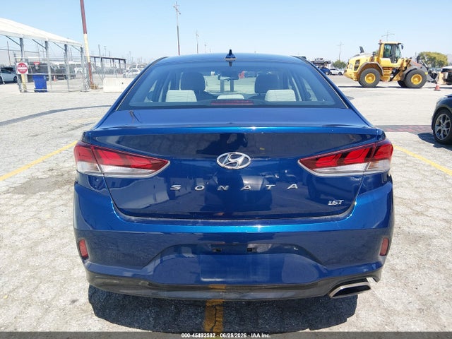 Hyundai SONATA ECO 2018 5NPE24AA3JH711310 Image 16