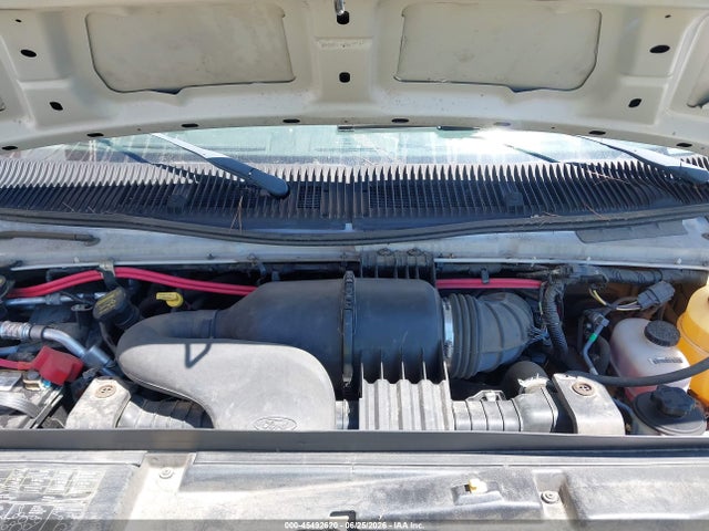 1FDWE3FL8EDB00373 Ford E-350 Cutaway