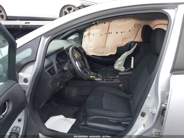 Nissan LEAF S 2018 1N4AZ1CP2JC313999 Image 5