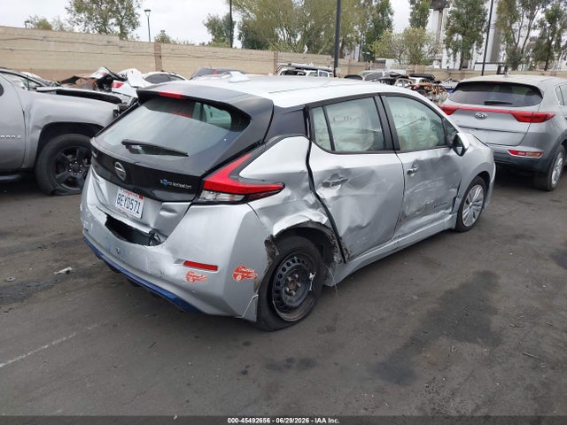 Nissan LEAF S 2018 1N4AZ1CP2JC313999 Image 6