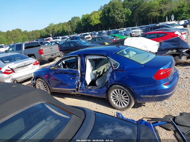 Продажа на аукционе авто 2016 Volkswagen Passat 1.8t Se, vin: 1VWBT7A33GC068932, номер лота: 45492703