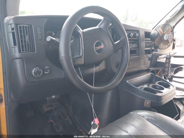 45492712 :رقم المزاد ، 1GDJG316691170810 vin ، 2009 Gmc Bus Savana Cutaway مزاد بيع