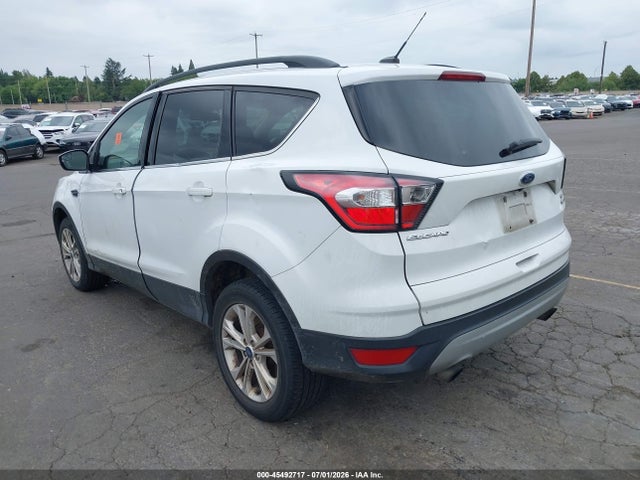 45492717 :رقم المزاد ، 1FMCU9GD9JUA87224 vin ، 2018 Ford Escape Se مزاد بيع